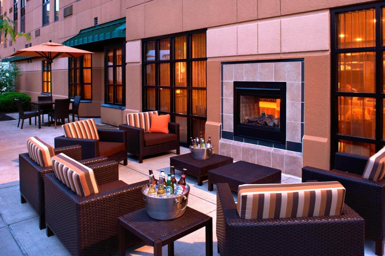 Courtyard Cincinnati Covington Exterior foto